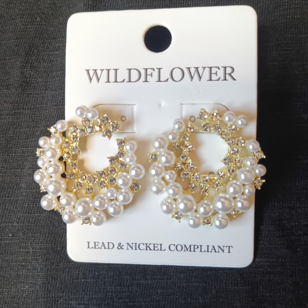 Wildflowers Gold and Pearl Earrings